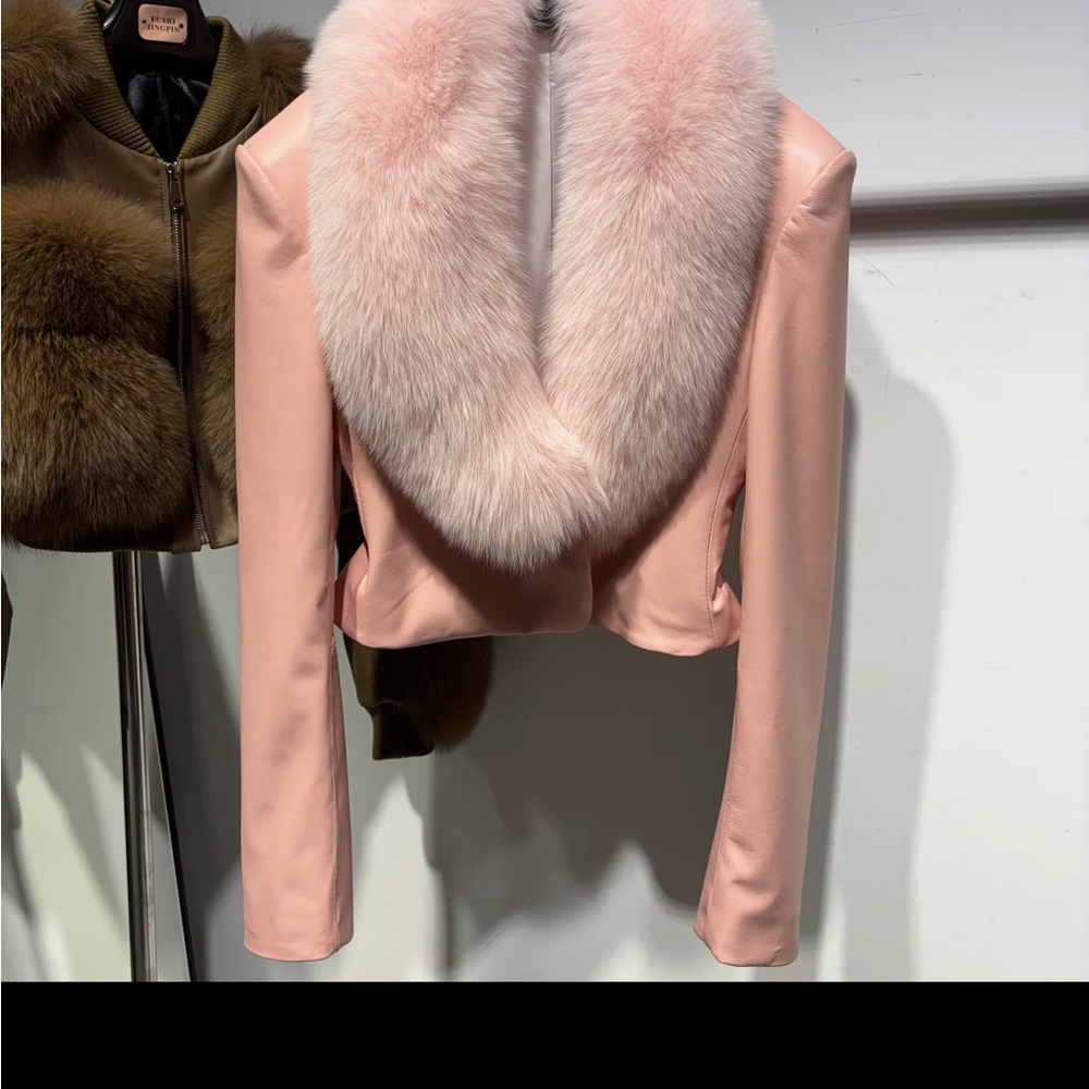 Elegant Pink Fox Fur Collar Women's Jacket